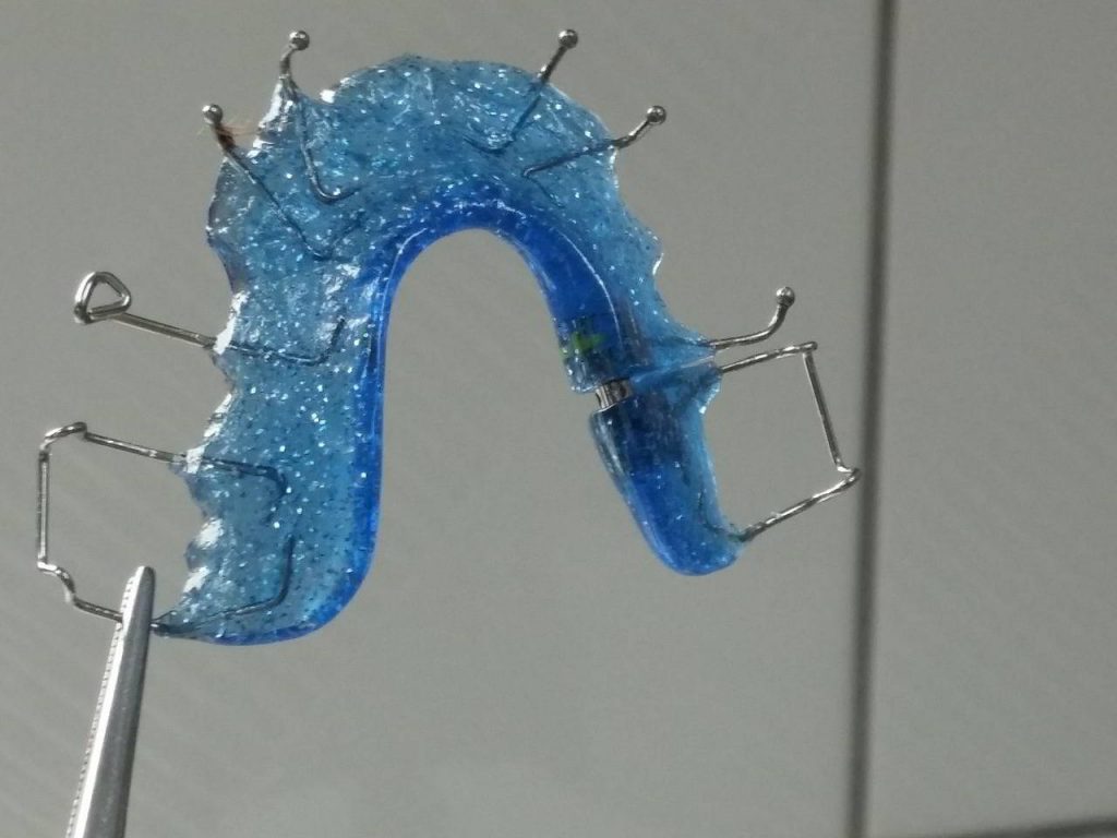 zobni aparati